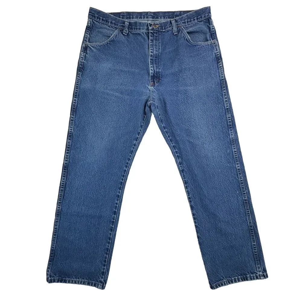 Wrangler Jeans Mens 40x30 Blue Denim Classic Fit Straight Leg 100% Cotton